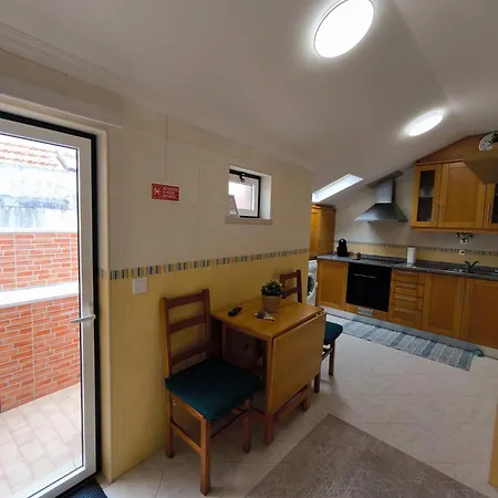 Casinhas Adelaide Holiday home *