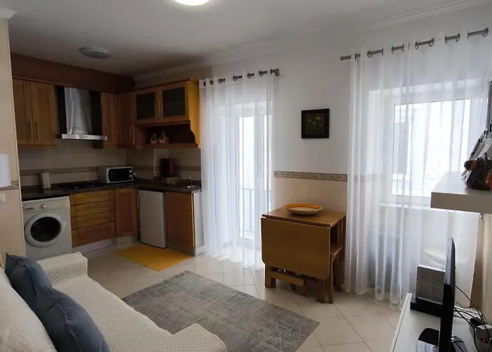 Casinhas Adelaide Nazare